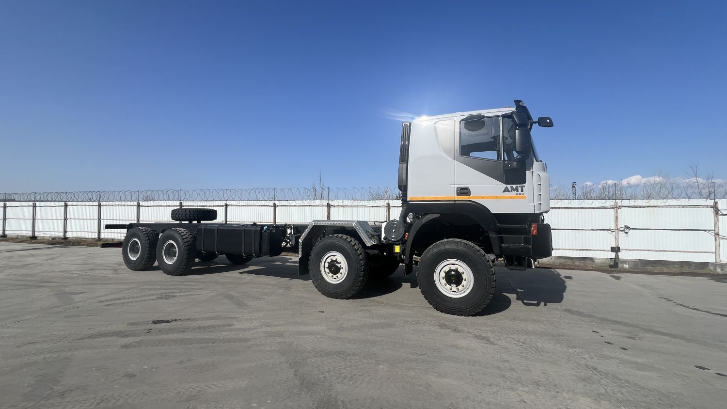 Шасси 8х8 АМТ 732900