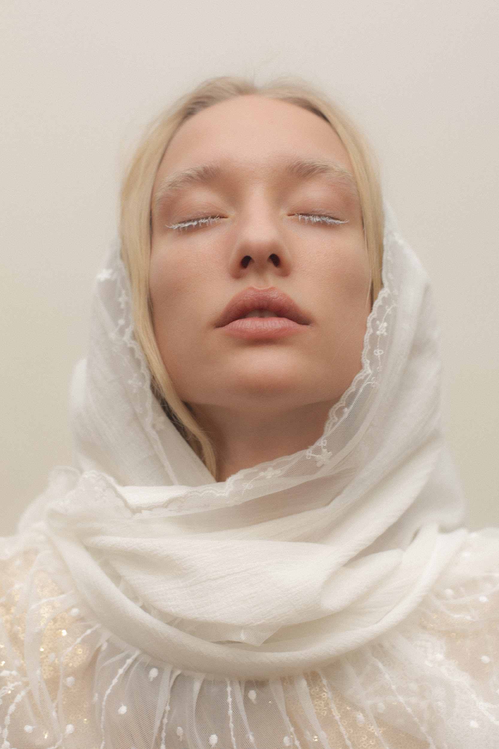 Косынка батистовая "Вечерний Ангел", белая