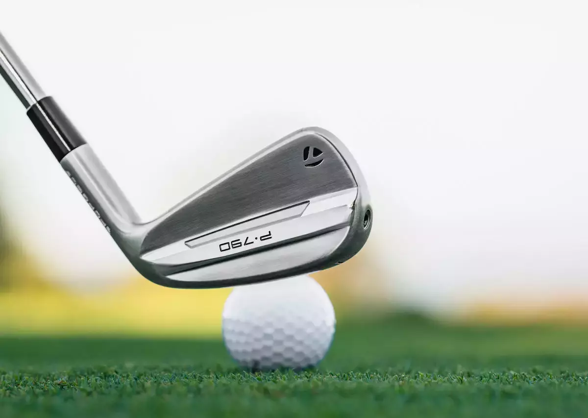 Клюшка для гольфа айрон TaylorMade P790, сталь