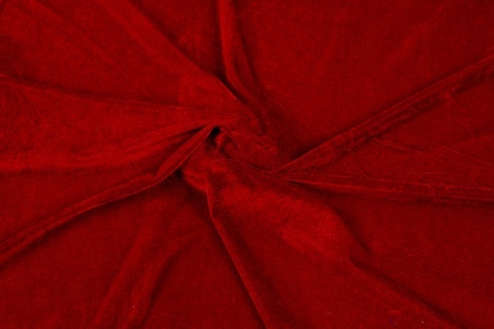 Красный крепдешин. Болоньевая ткань красная плотная. Кулирка с лайкрой красная. Ткань тяжелый плотная. Красные цвета мдф пленки.