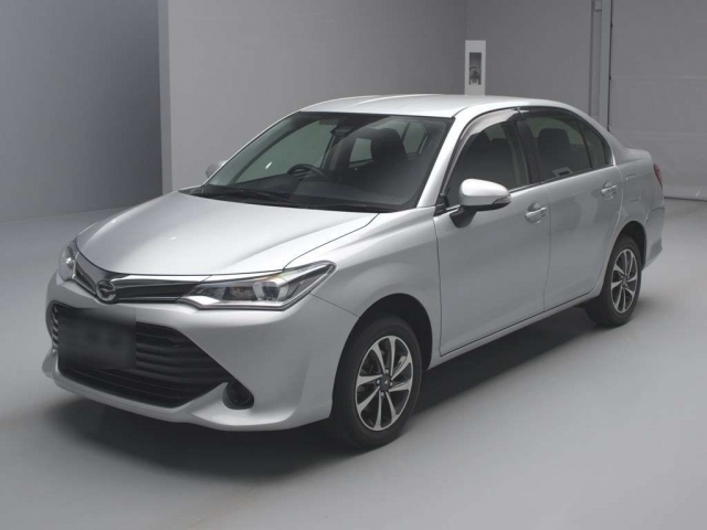 Toyota Axio 2015