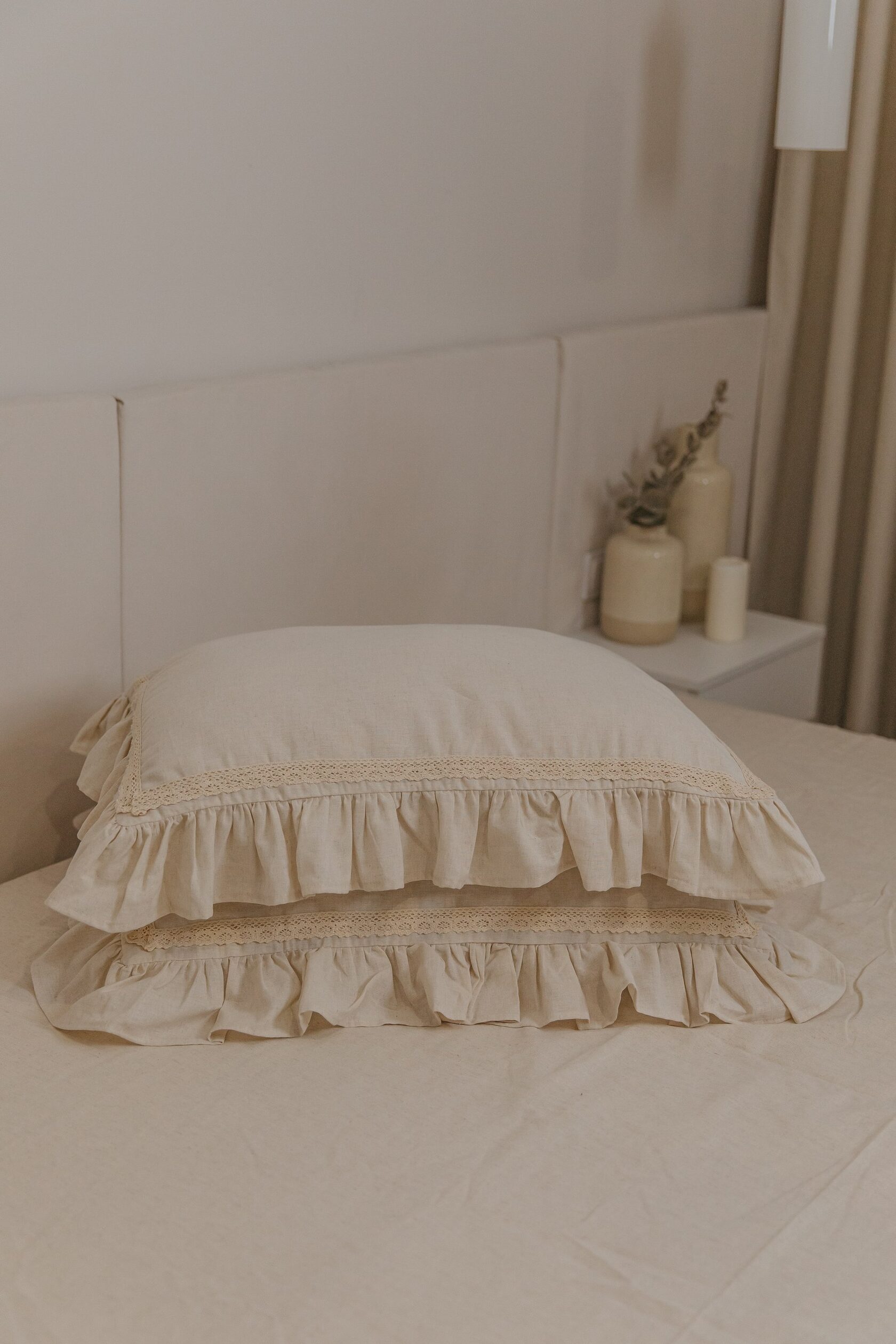 База «Натюрель» с воланом