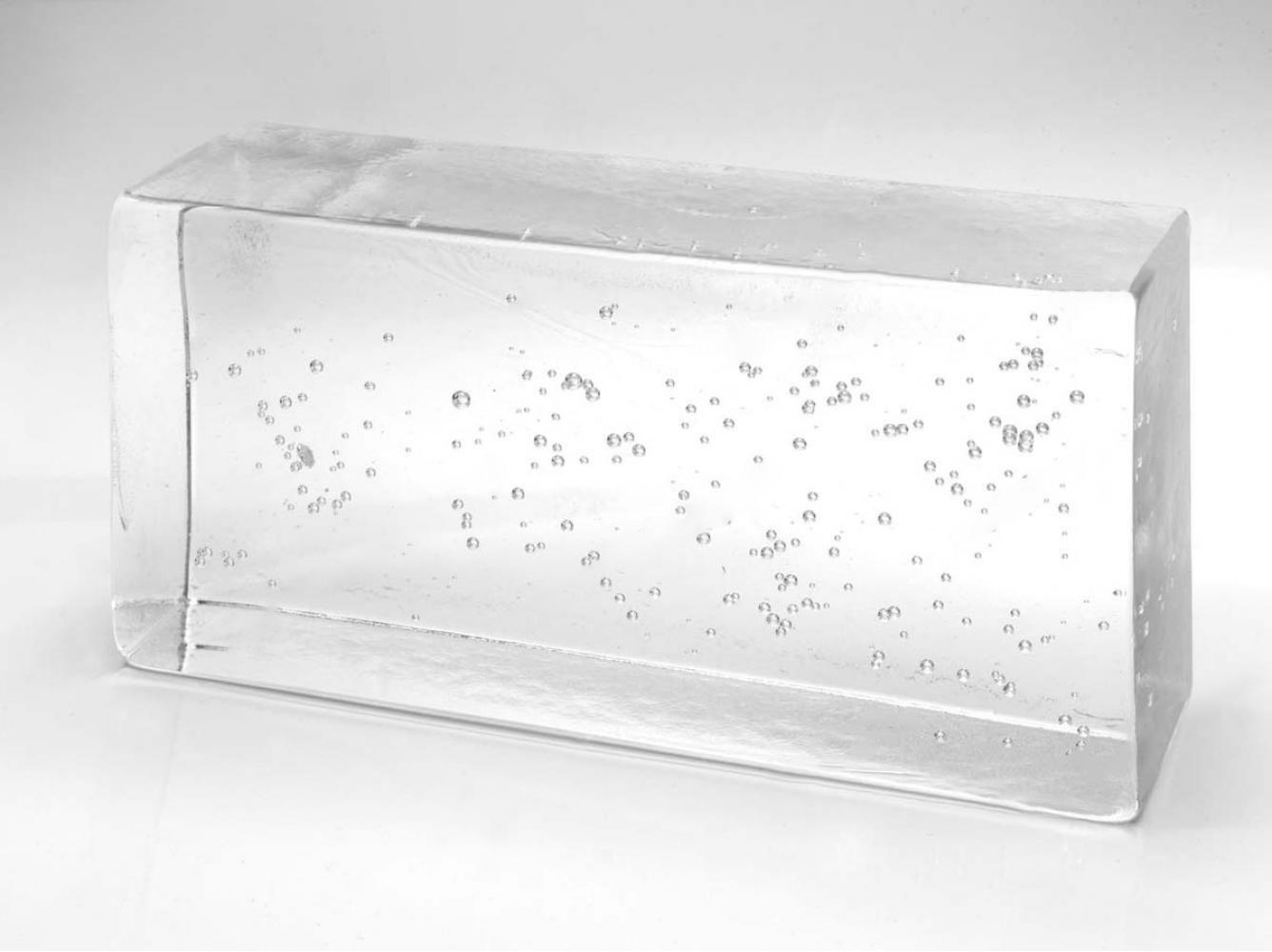 Слиток платины. Слиток золота. Слиток стекла поверхность. Стеклянный слиток. Стеклянный слиток.