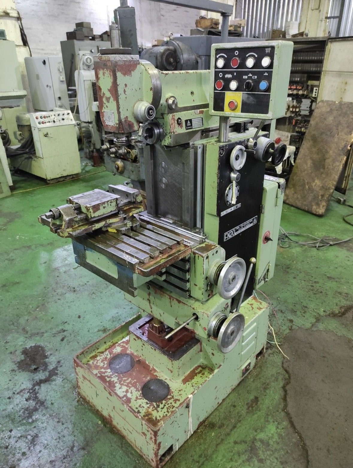 фрезерный станок fn400v. фрезерный станок fn-40. 20 fn. поворотный стол tos fn20. фрезерный станок tos fn20.