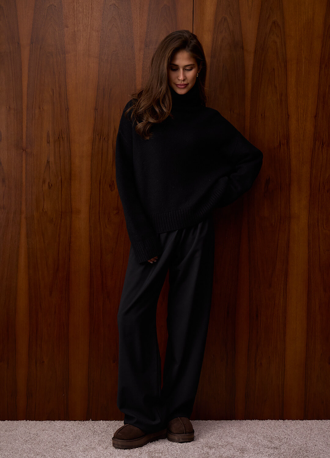 

Брюки на резинке Comfort fit из итальянской шерсти - Чёрные, Dark night;чёрный