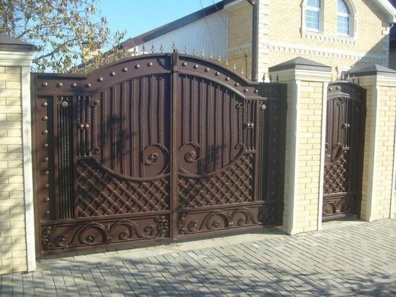 Ворота для частного дома кованые фото очень красивые
