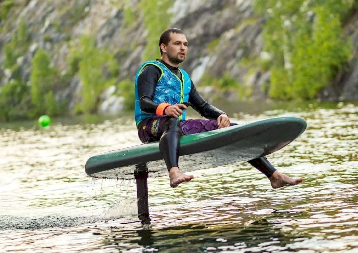 Вид спорта на водной электродоске