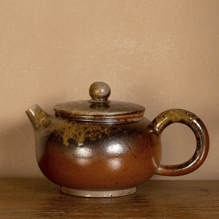 Чайник Нисин Тао дровяного обжига с пепельной глазурью