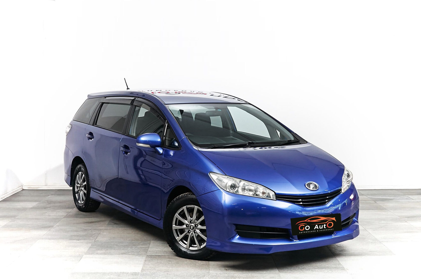 Автомобиль в рассрочку в Красноярске - Toyota Wish 2012 купить за 1017000  рублей