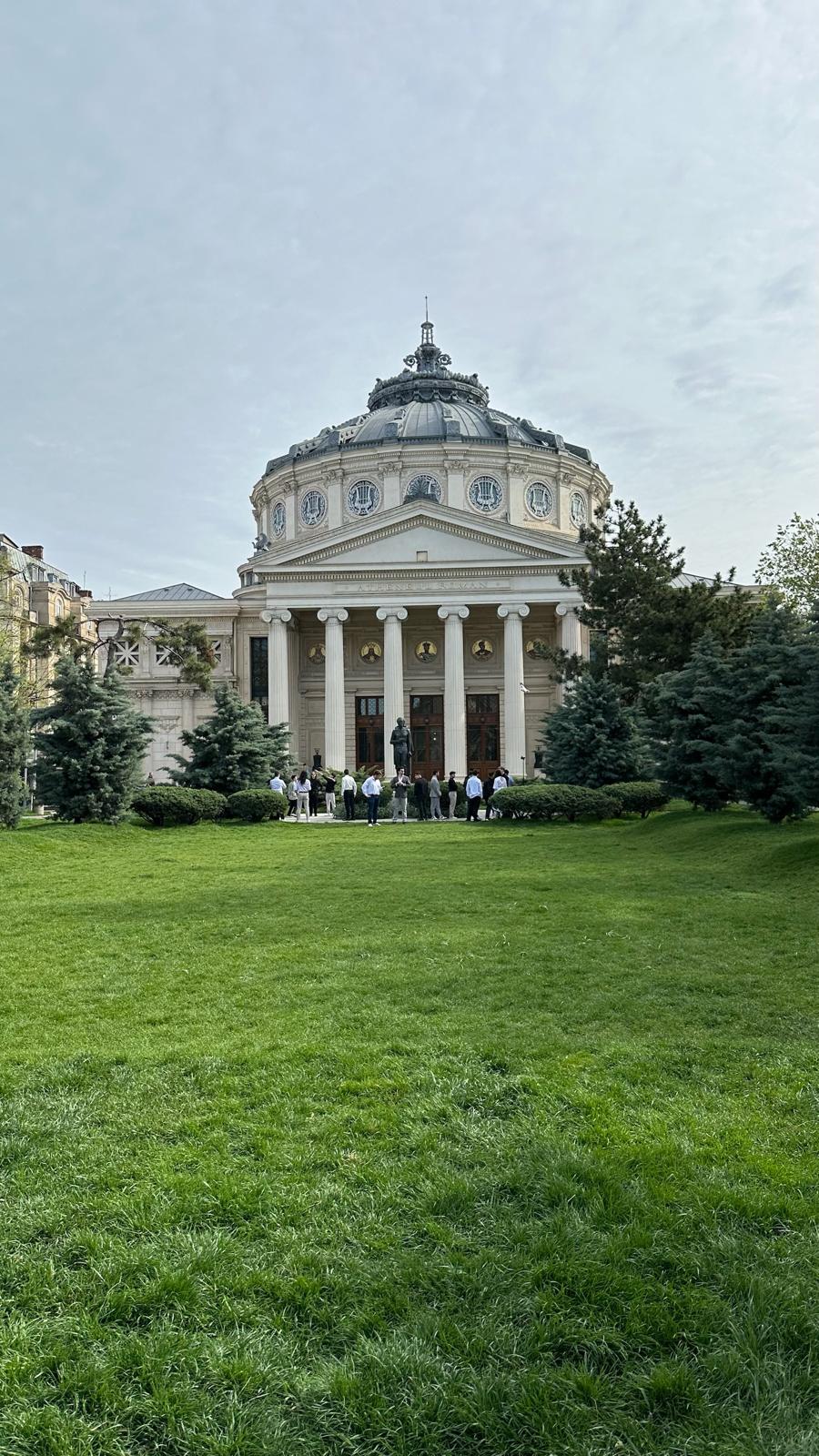 Два дня в Бухаресте — фото 1