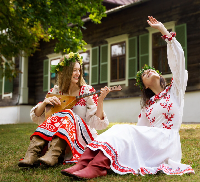Фольклорный ансамбль «Рось» (18+)