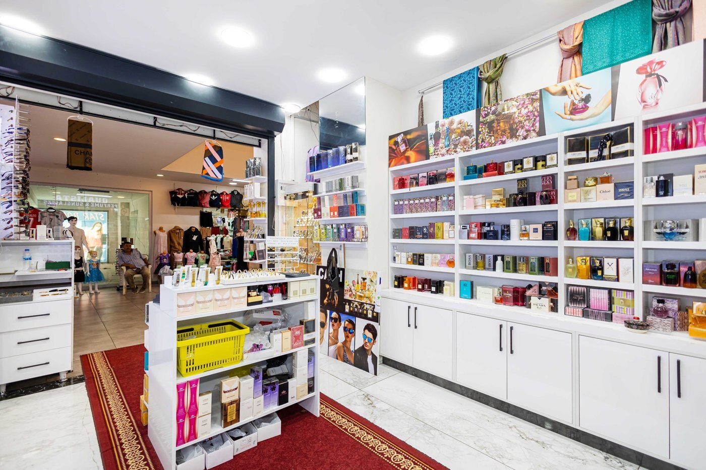 Nevas Outlet I · 65 m² — zdjęcie 4