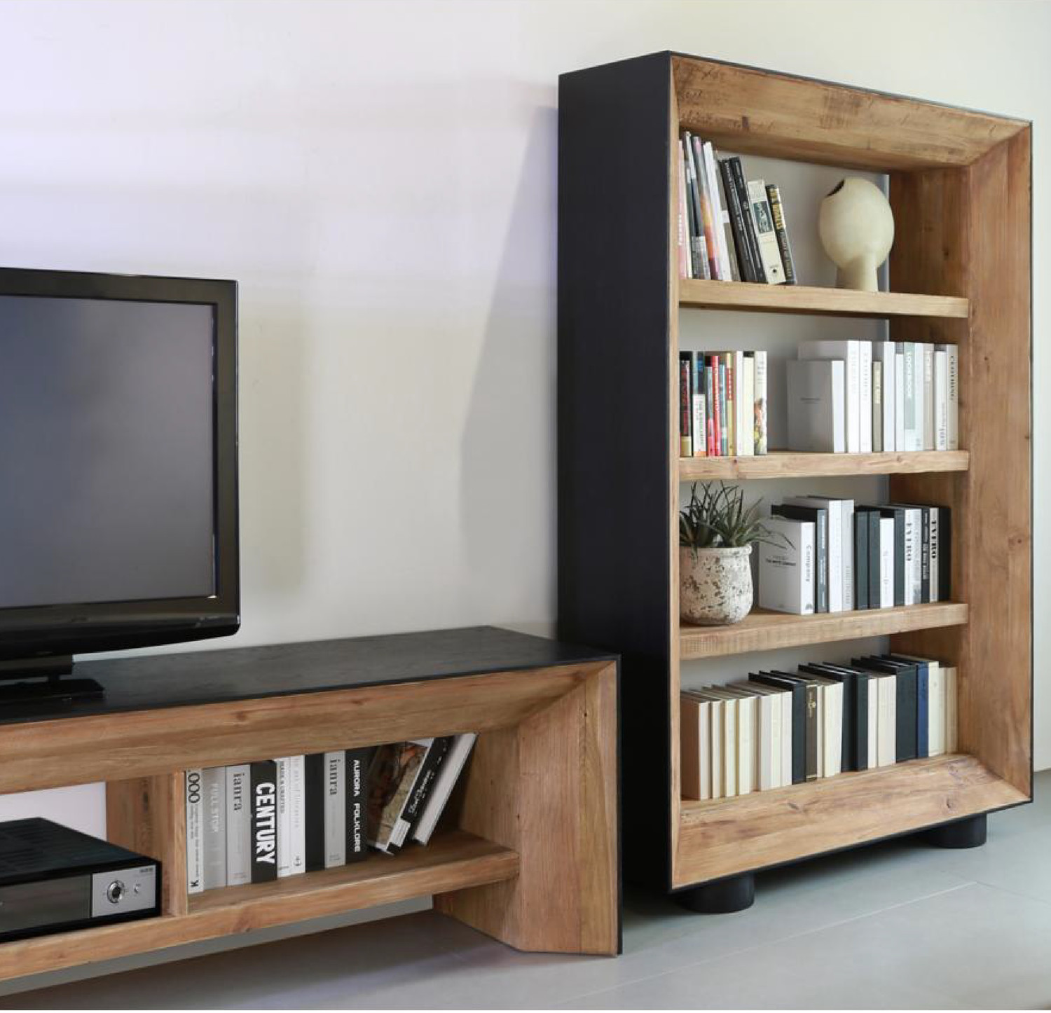 Тумба поб ТВ Miranda&Serena