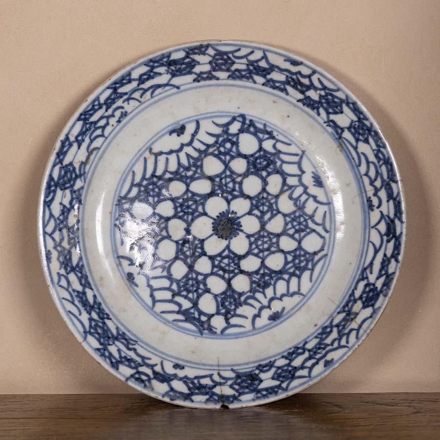 Старинное блюдце-хучэн Цинхуа