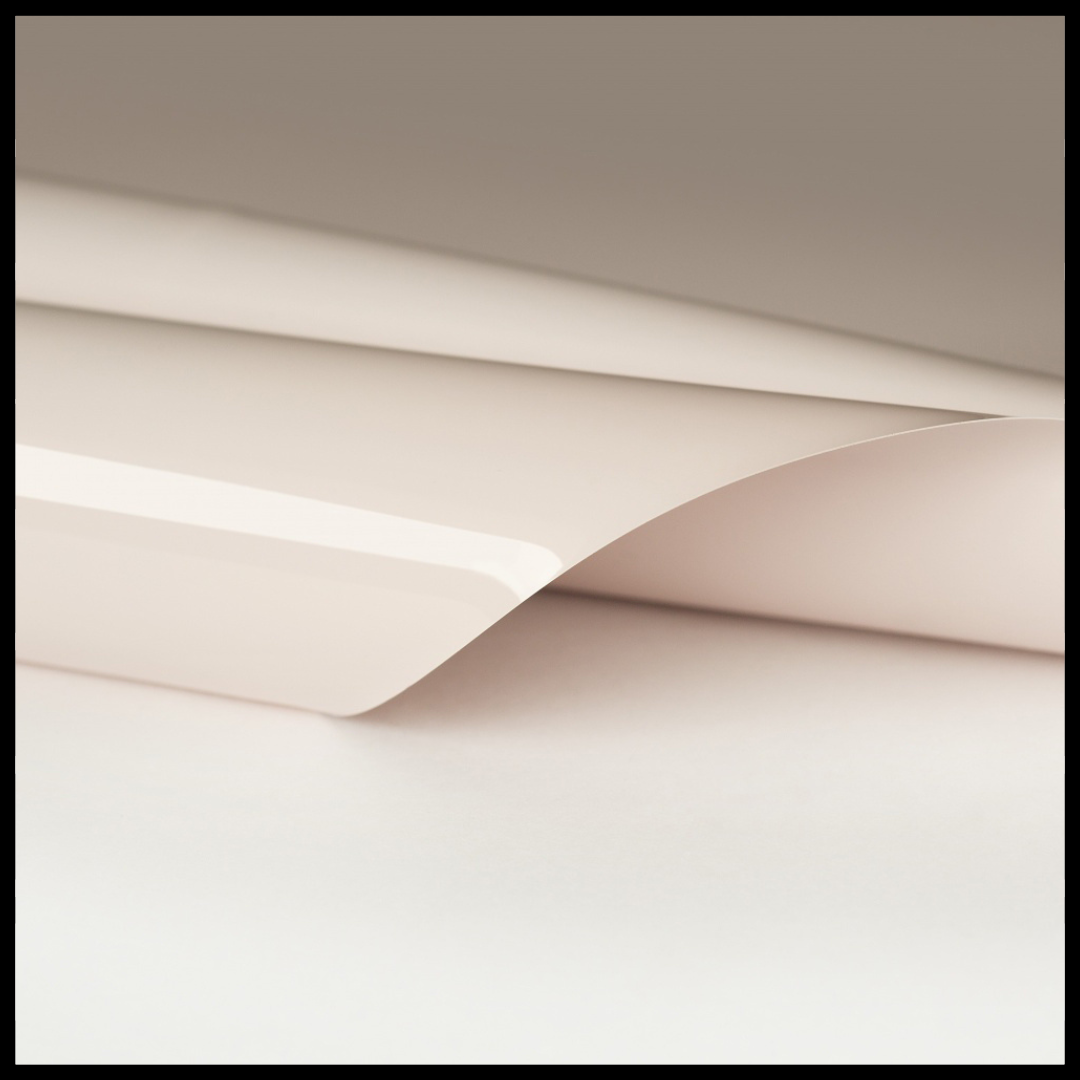 Msd classic плёнка. Полотно msd premium белый матовый. Натяжной потолок материал сатин. Сатин пвх. Полотно сатин натяжной потолок.