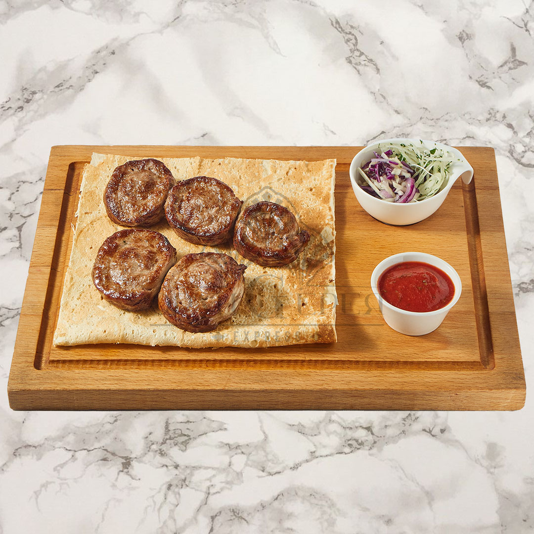 Шашлык в ресторане. Кебаб 360. Мясное ассорти гриль. Мангал ассорти. Ассорти из шашлыков с доставкой.