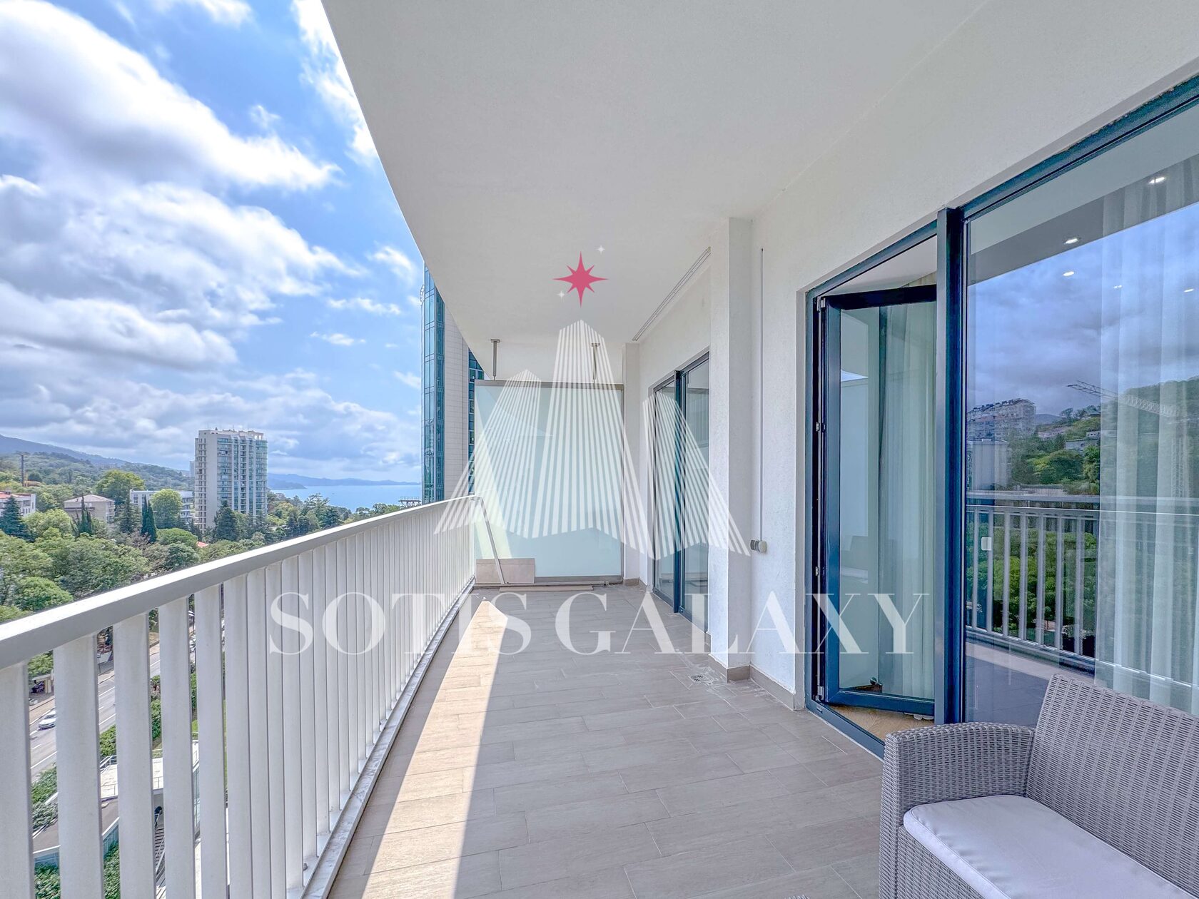 Студия 52 м² с террасой Актёр Гэлакси Сочи аренда