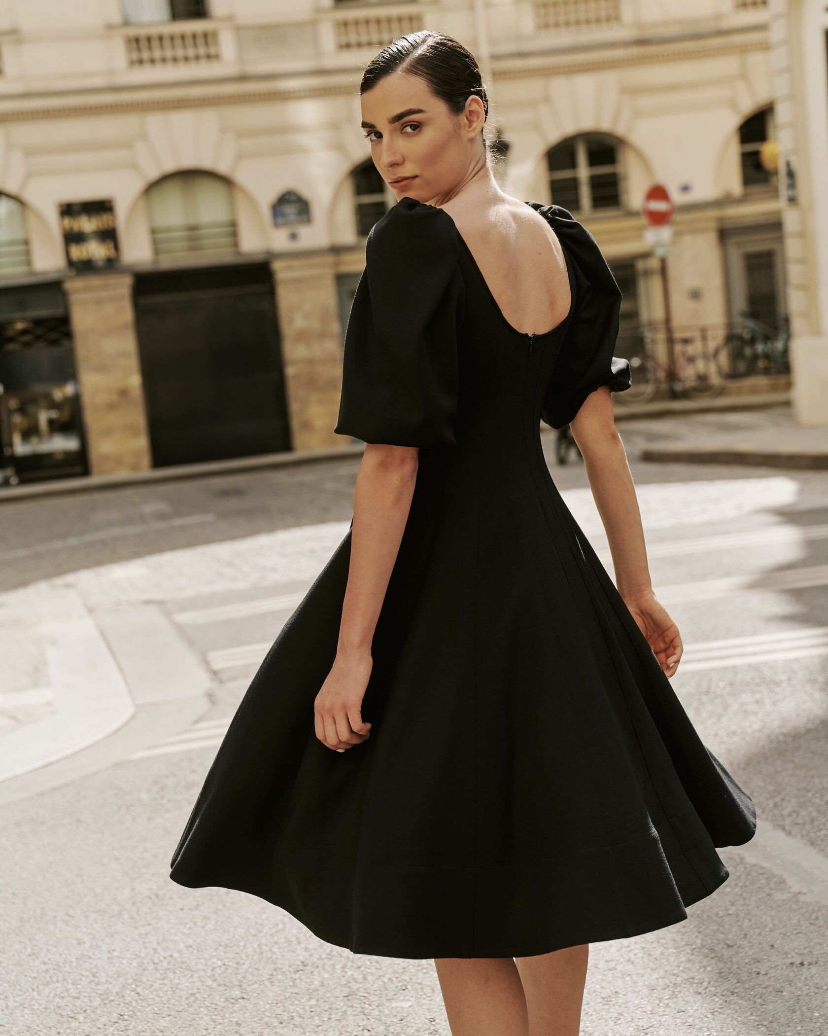 Платье с рельефами из тонкой шерсти - La Darique