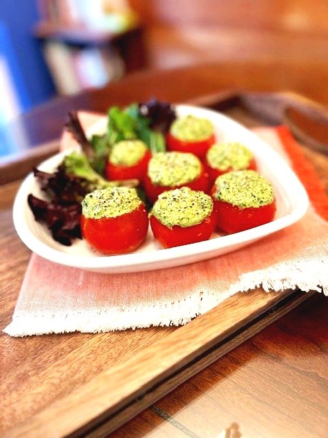 Stuffed Fresh Tomatoes with Walnut Pesto