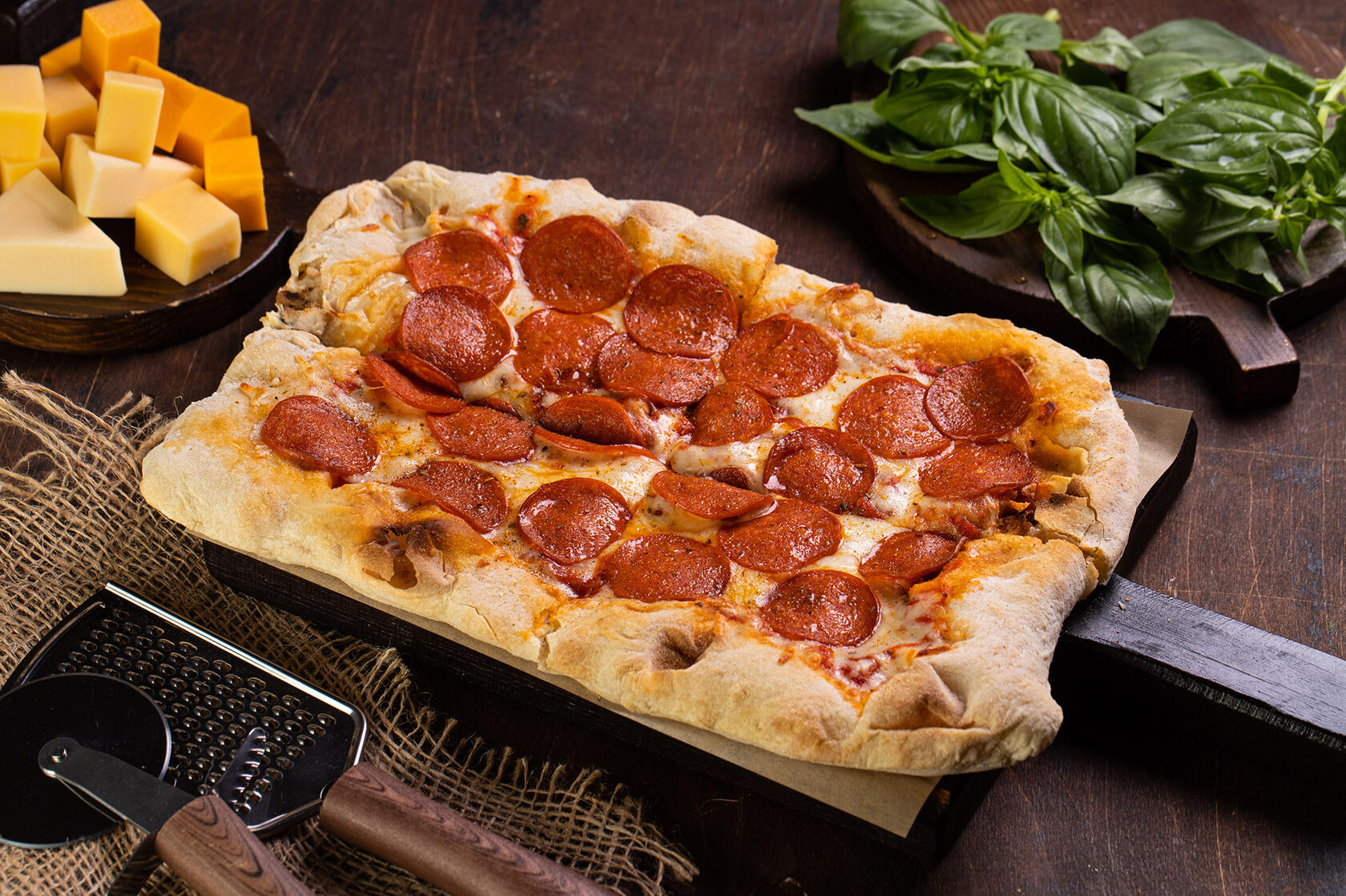 хорошая пицца отличная пицца пепперони и сыр на равные части фото 85