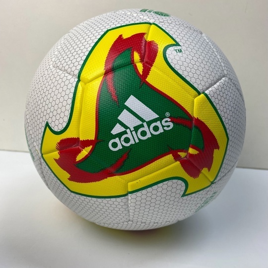 Adidas Fevernova ЧМ 2002 | МИР ФУТБОЛА