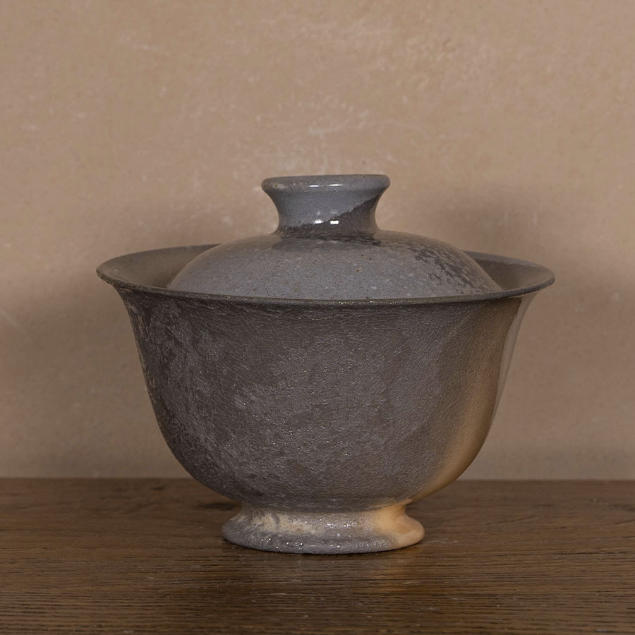 Гайвань Дэхуа дровяного обжига он мастера Линь Чжисэн