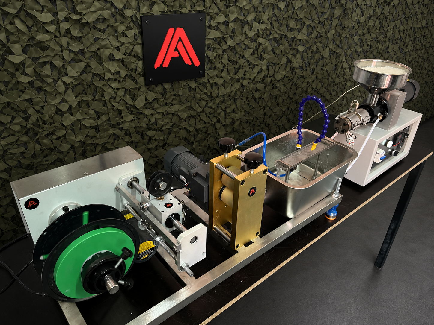 VORON FILAMENT PRO: вид на катушку, узлы протяжки и охлаждения