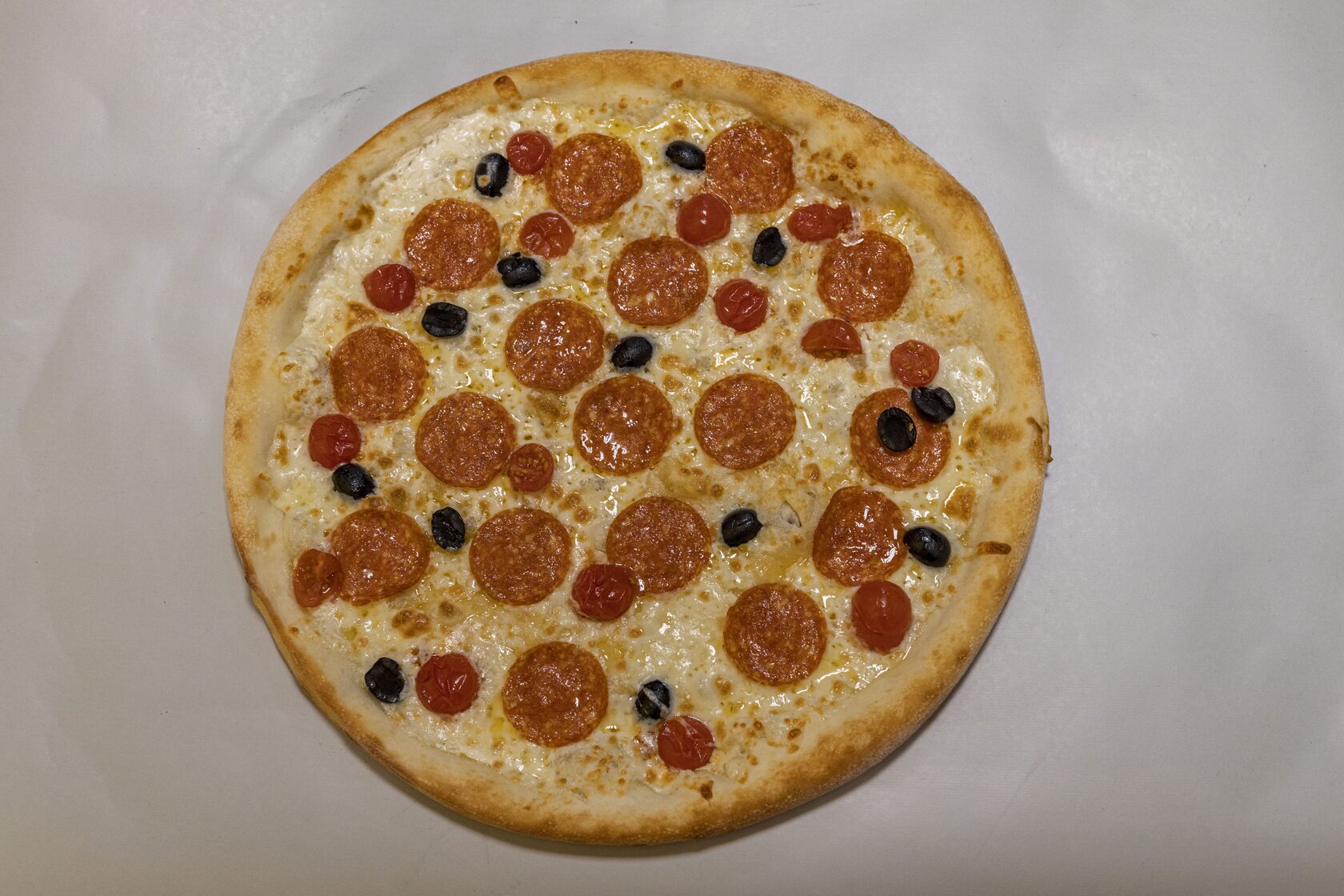 я здесь для обучения мне нужна половина из четырех пицц пепперони хорошая фото 22