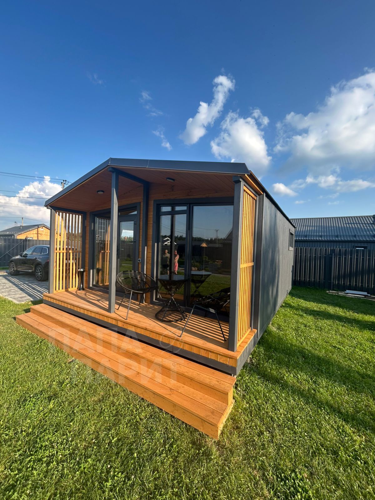 Баня Скандинавский House с крытой террасой, вид снаружи
