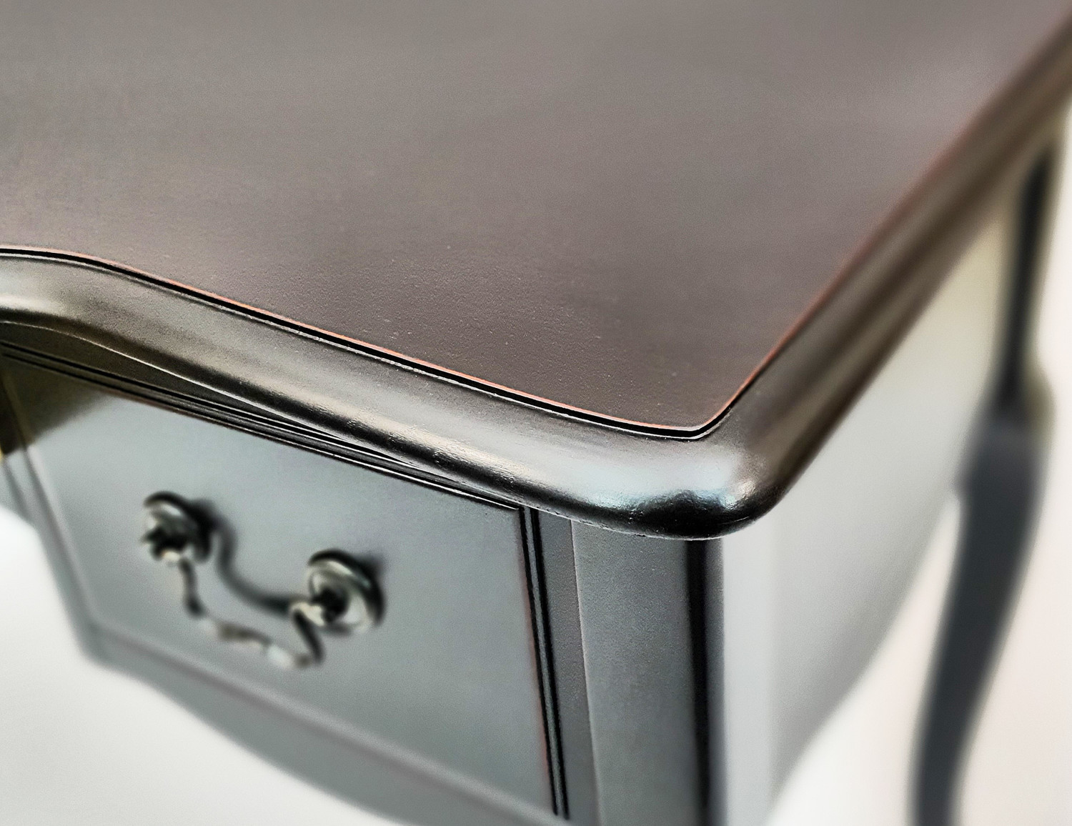 Стол письменный Miranda&Serena