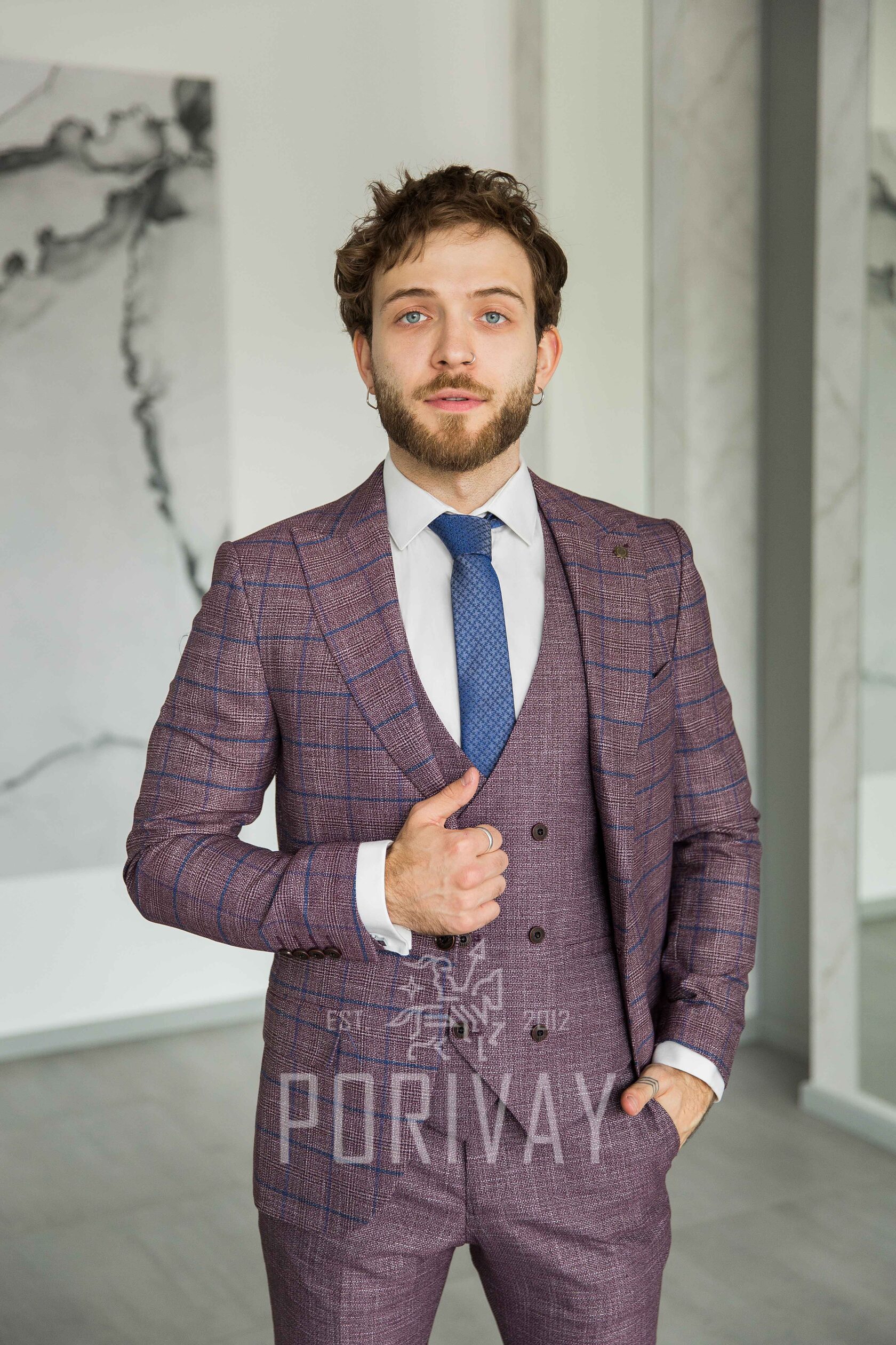 Костюм тройка в клетку FAULER на прокат