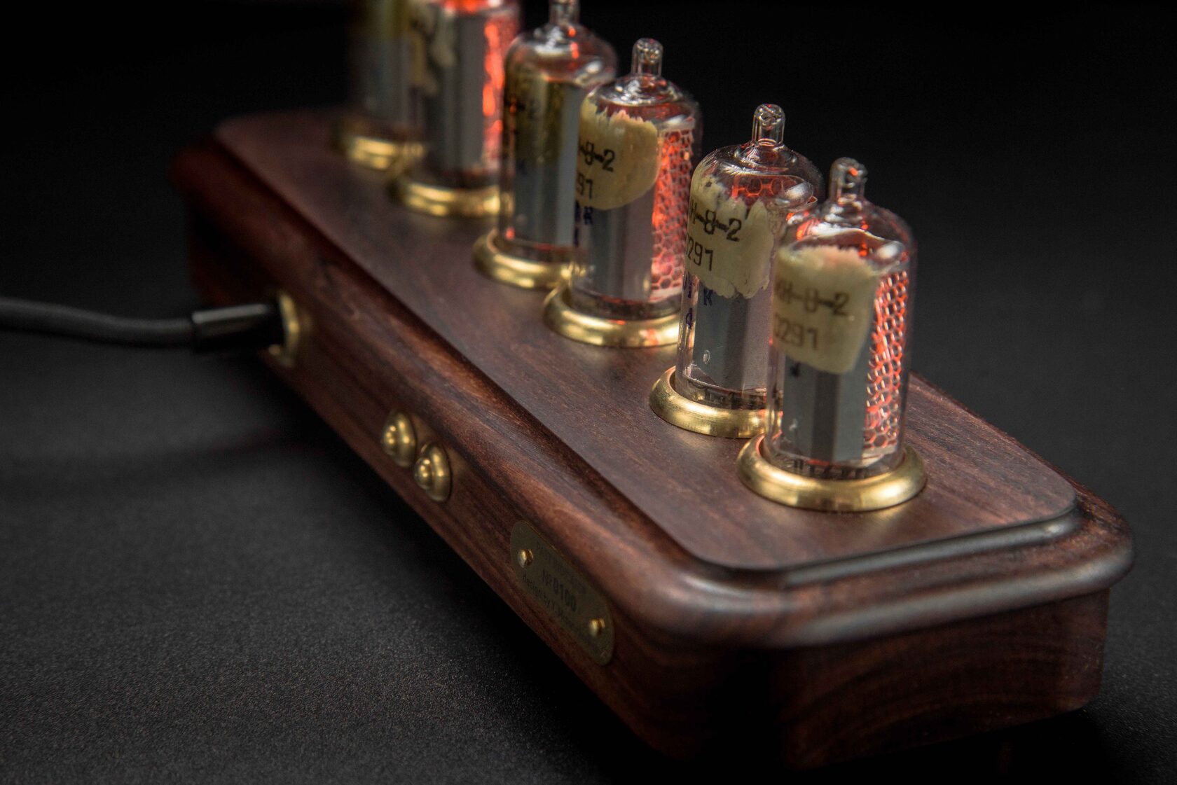Vostok-3 Black: Rosewood nixie clock, view 2