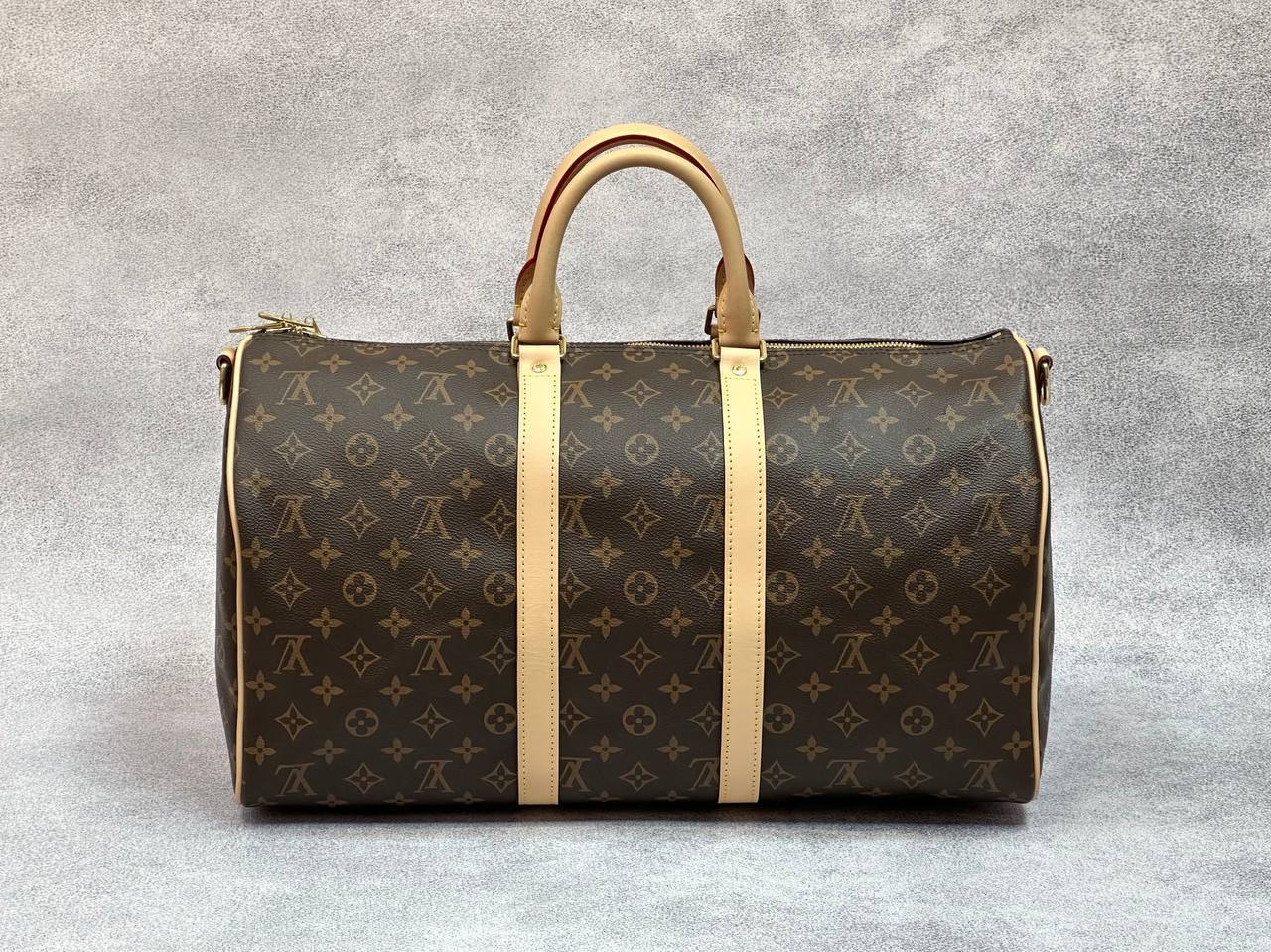 Дорожная сумка louis vuitton. Дорожная сумка Луи Виттон. Сумка Луи Виттон 45. Сумка Louis Vuitton Keepall 55. Louis Vuitton Keepall 50.