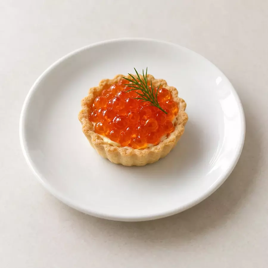 Тарталетка с красной икрой, сливочным маслом и укропом — 25 г