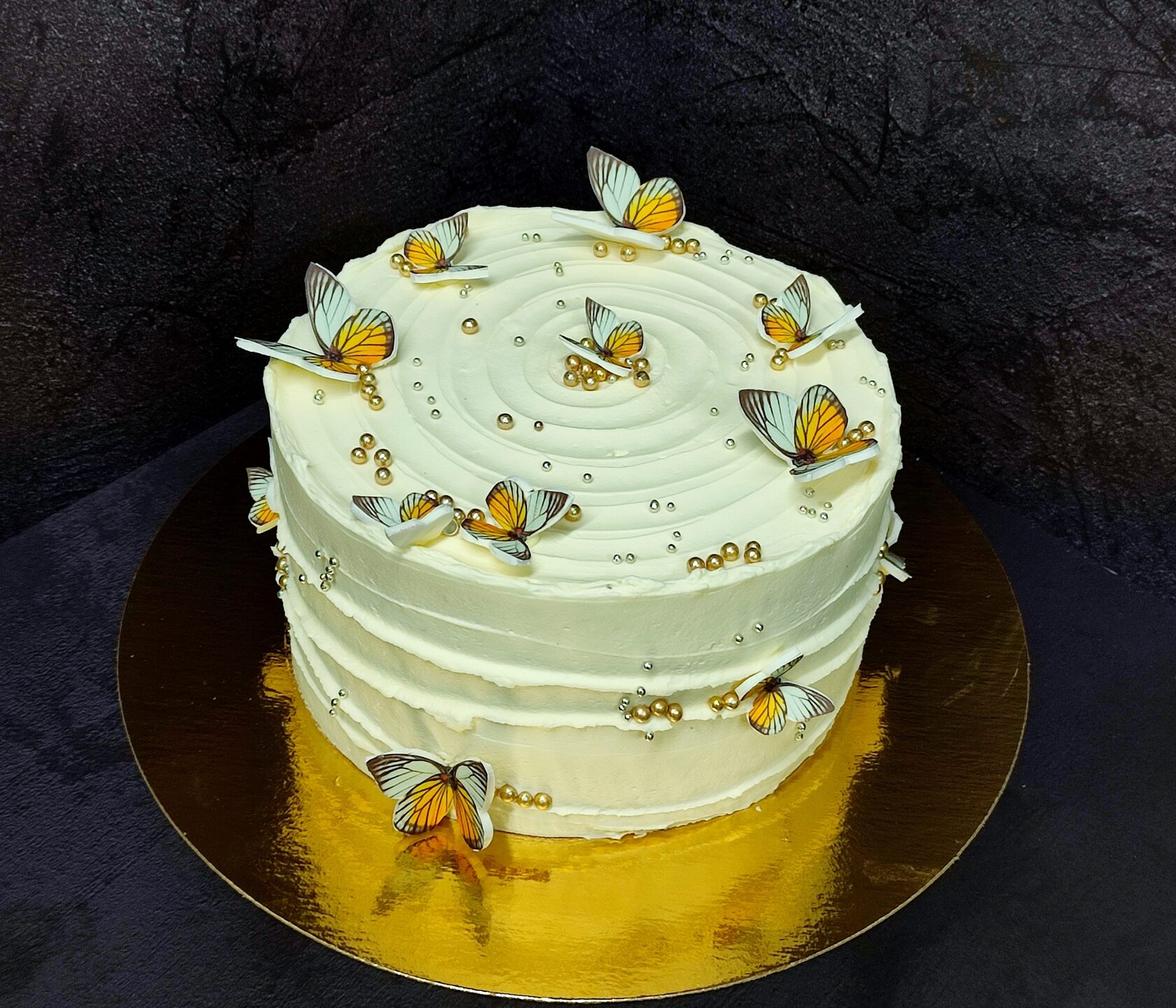 торт с вафельными бабочками фото