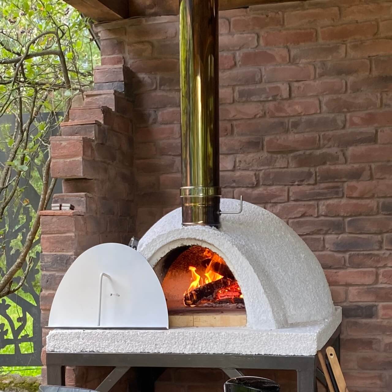 Печь для пиццы на дровах