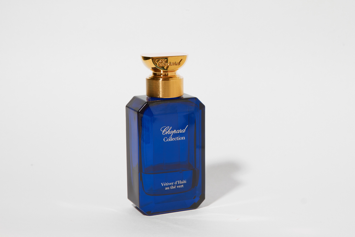 Шопард ветивер. Chopard Vetiver d'Haiti. Chopard Vetiver d'Haiti au the Vert. Chopard духи Vetiver d Haiti. Chopard collection Vetiver d'Haiti au the Vert (синяя коробка) u 100ml Premium.