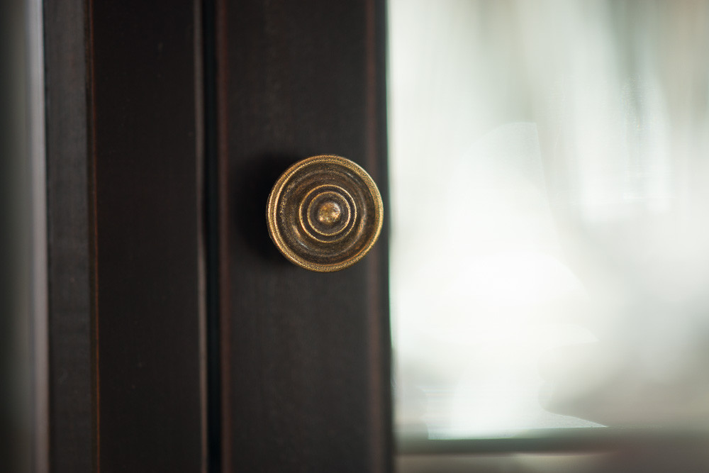 Витрина  Miranda&Serena   ST9119R N  