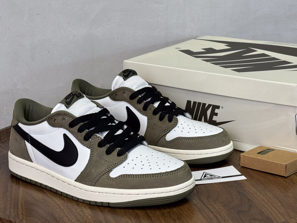Nike Air Jordan 1 Low Medium Olive - Nike