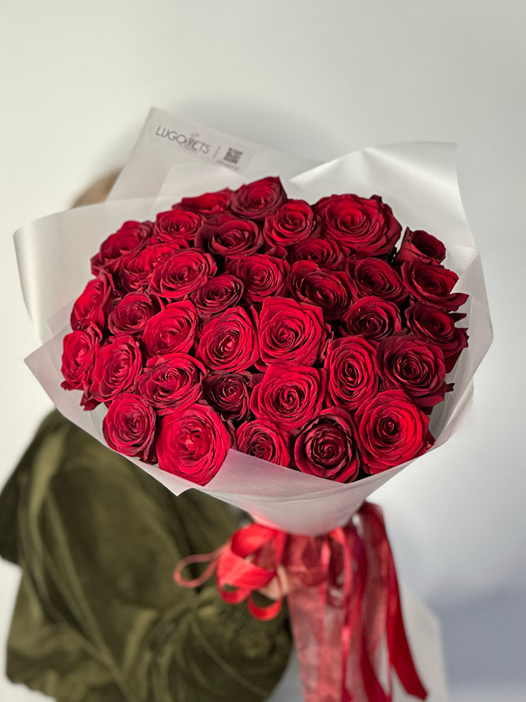 Купить розы в севастополе. 35 Красных роз. 35 Розовых роз. Розочка Симферополь.