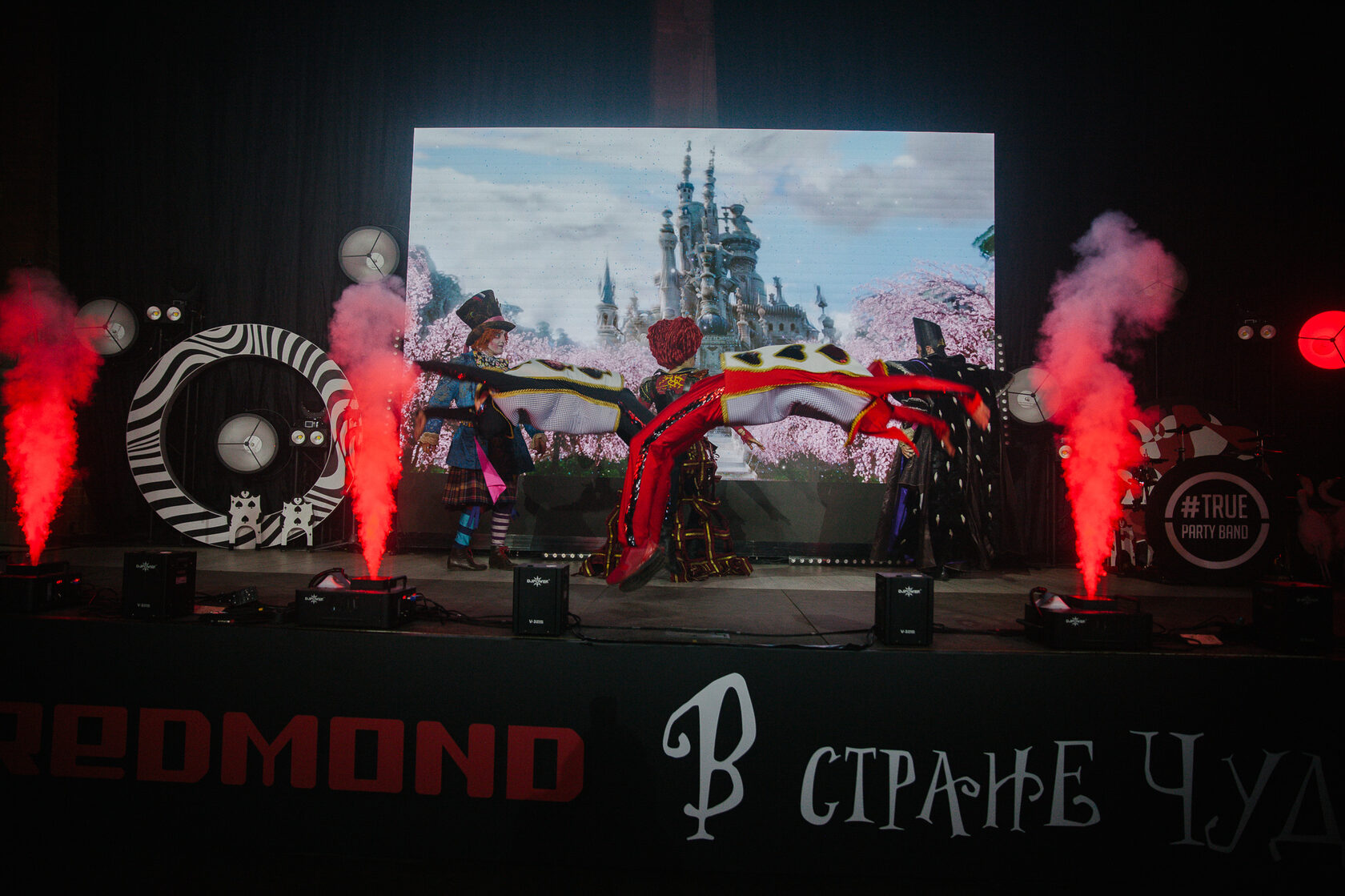 REDMOND в стране чудес — фото 33