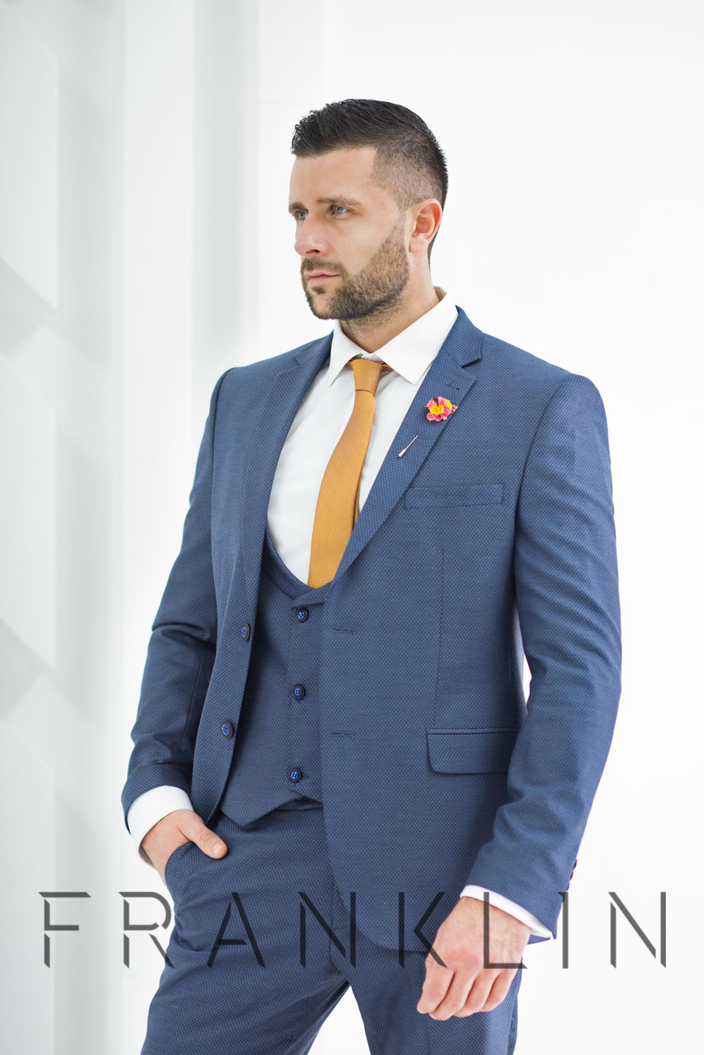 Костюм тройка GLEN PRIDE на прокат