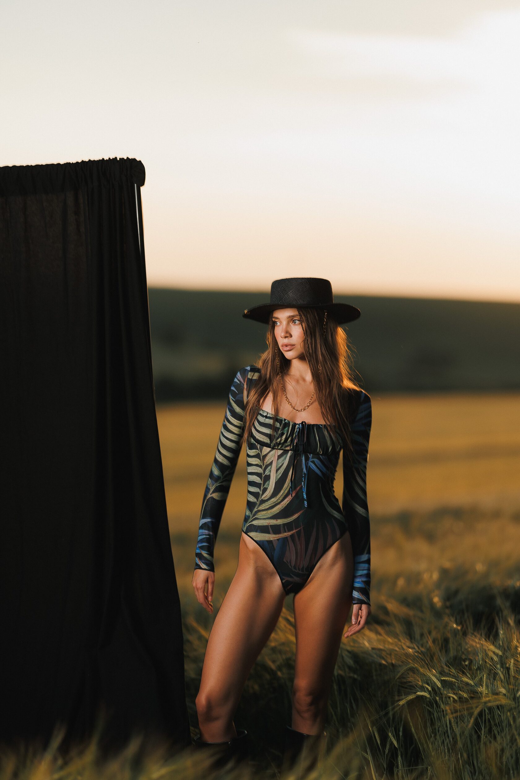 Louisville, Coachella, One-piece swimsuit - Pitaya