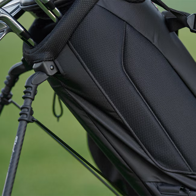 Бег Titleist Players 4 Carbon