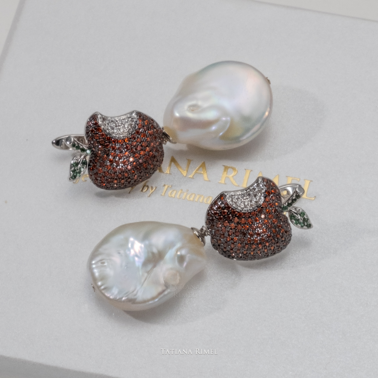Серьги с натуральным жемчугом барокко «Райские яблочки»