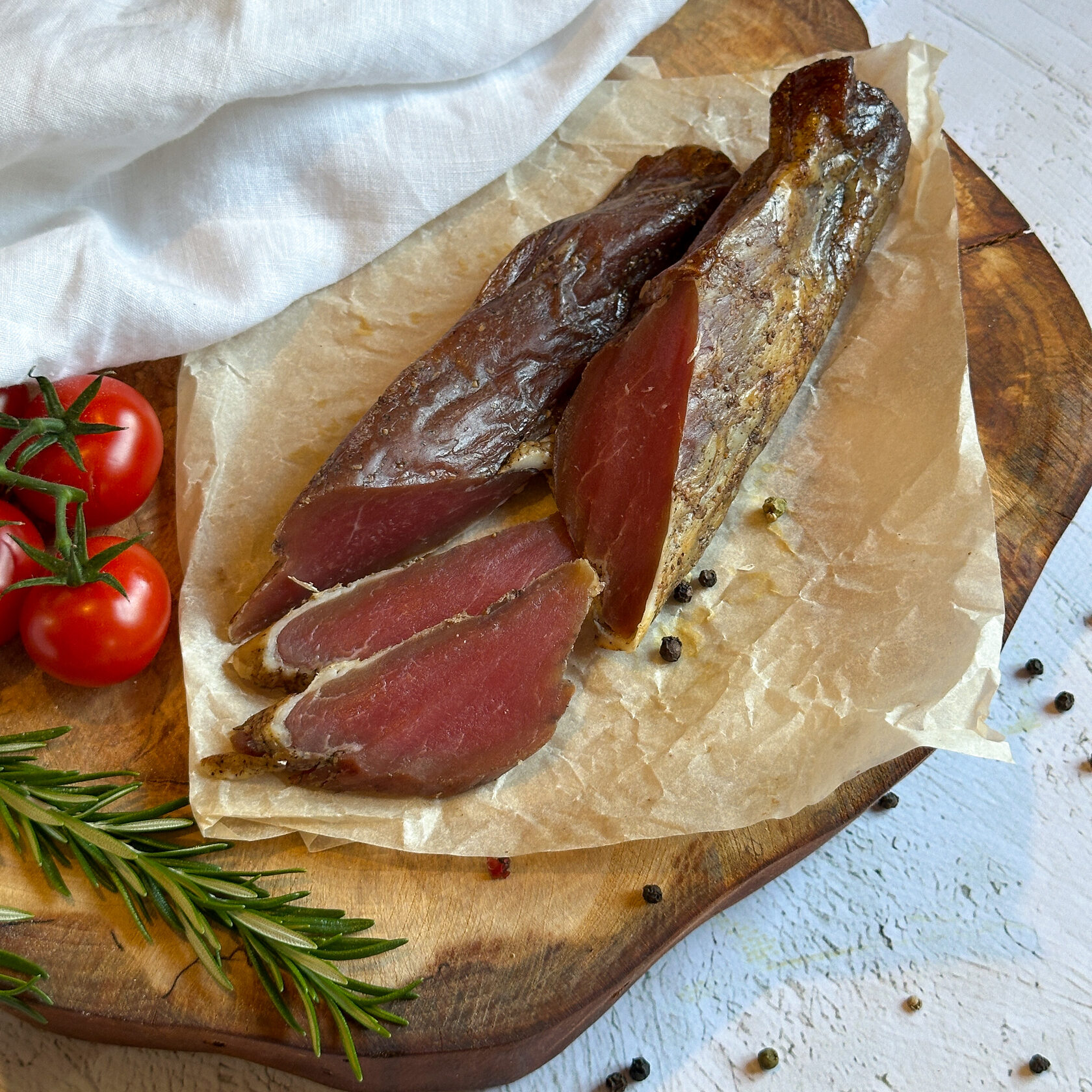 Вырезка свиная сыровяленая