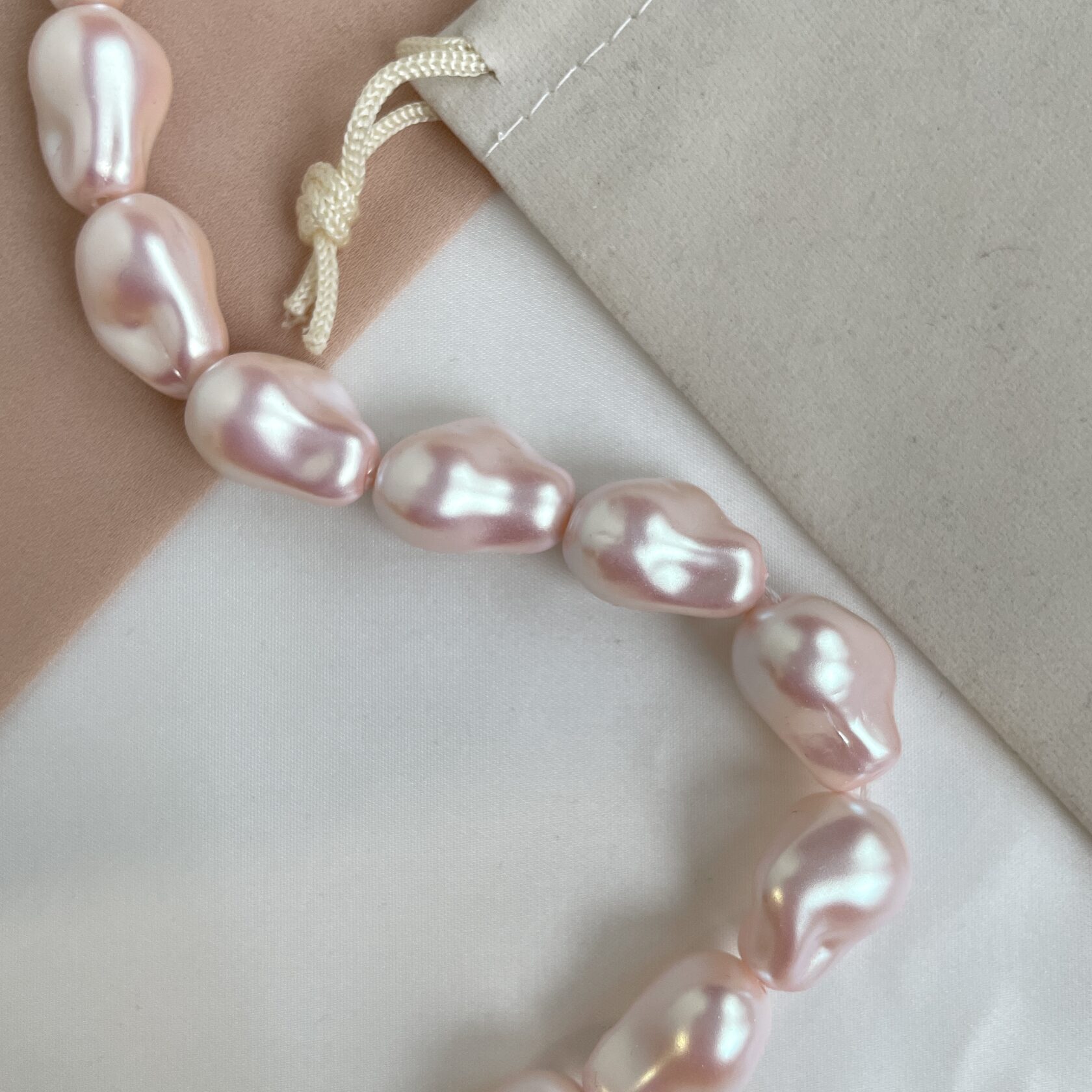 Купить Жемчуг барочный майорка SW розовый матовый, перламутровый блеск ...