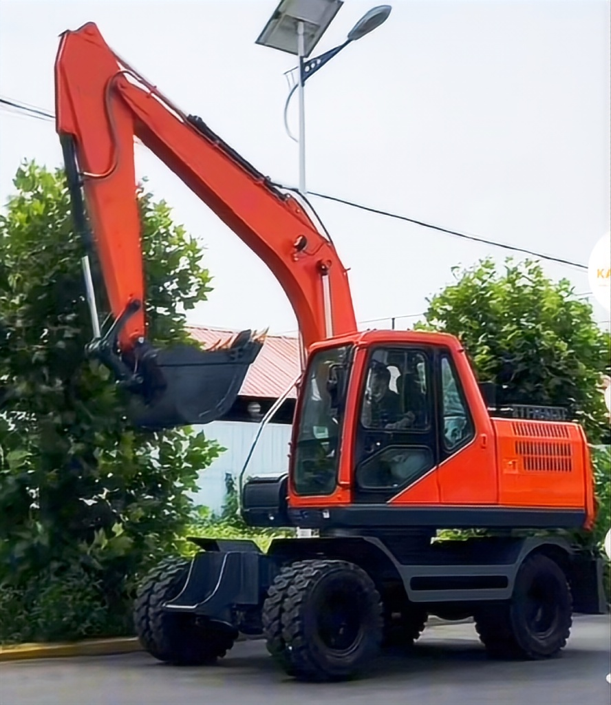 Колёсный экскаватор FM105W