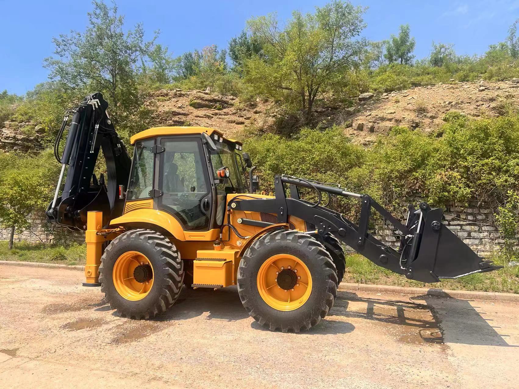 Экскаватор FM425H