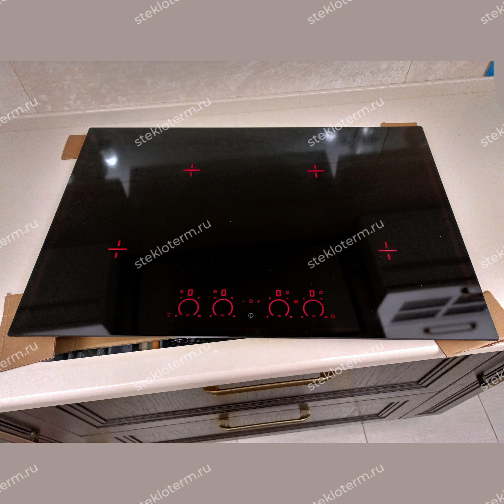 Стеклокерамика для индукционной варочной панели ELECTROLUX